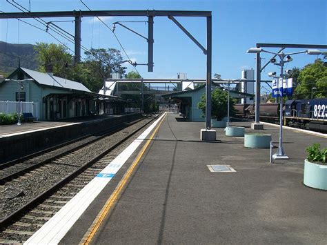 thirroul station to central station